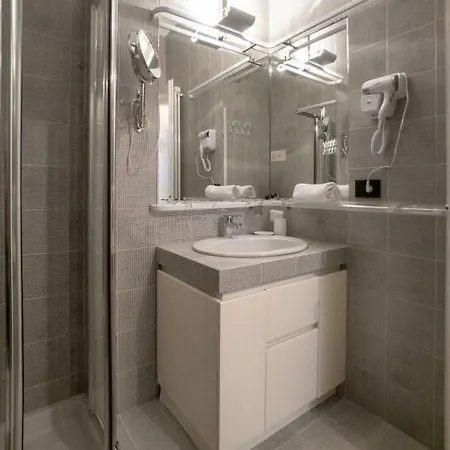 Madonnina Apartment *